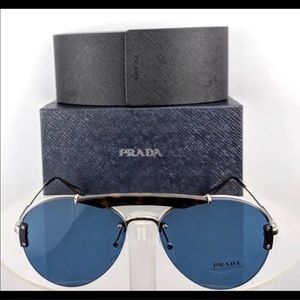 PRADA SUNGLASSES 😎